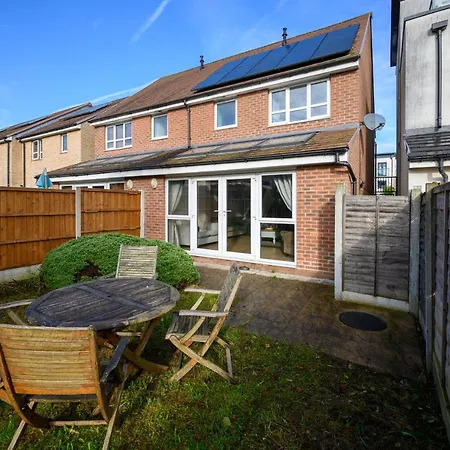 Serviced Northernnightzzz - The Gardens