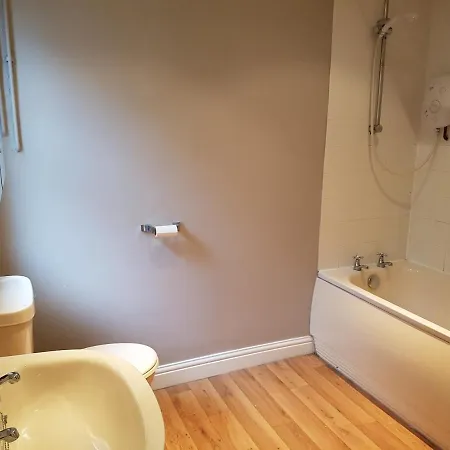 Pass The Keys Delightful 2 Bed Apt In Didsbury Sleeps 4 Manchester