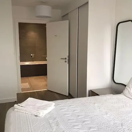 2 Bedroom With Balcony *