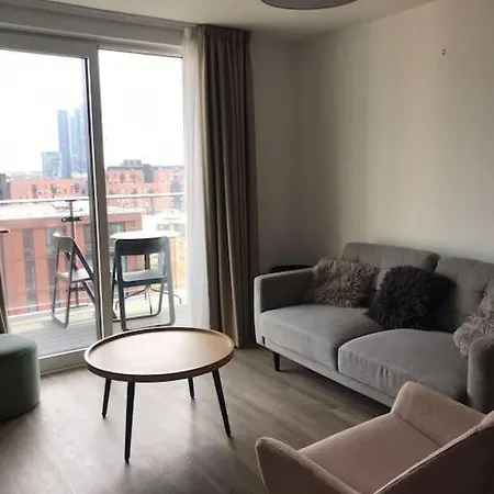 2 Bedroom With Balcony *