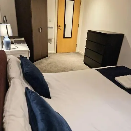 Salford Quays Apartment, Perfect Location شقة *