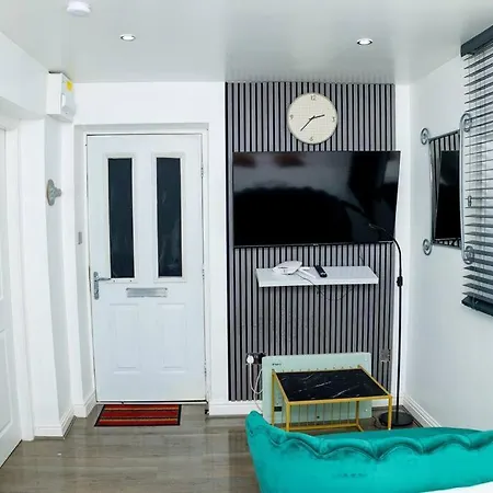 Cosy Haven For Two Manchester