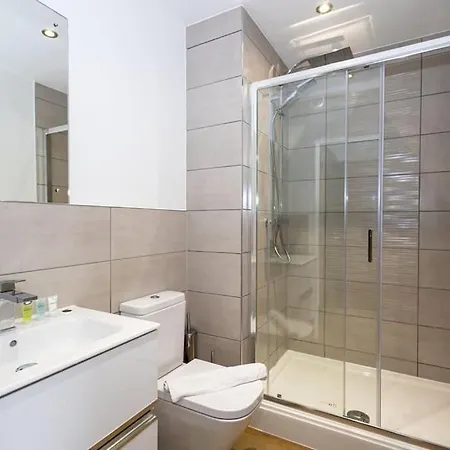 Guestready - A Special In Apartmán Manchester