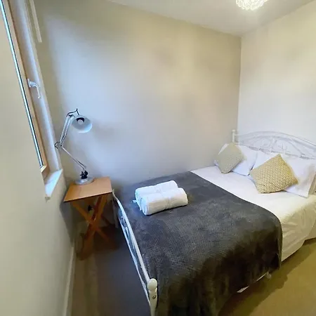 2-bed In Greater *