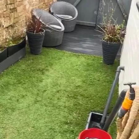 3 Bedroom House With Modern Interior, Close To The Etihad Stadium דירה *
