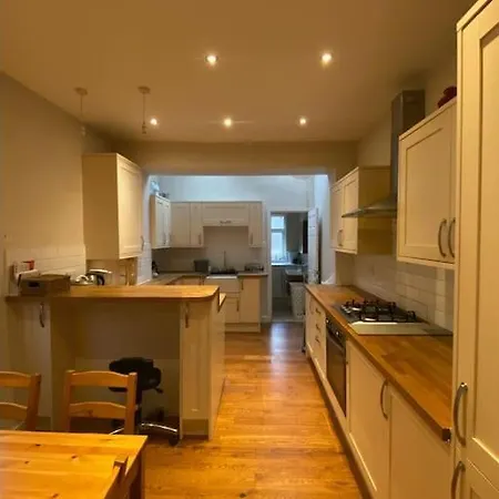 Delightful Victorian House Casa de Férias *