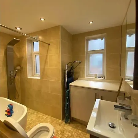 Delightful Victorian House Manchester