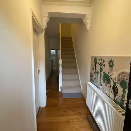 Delightful Victorian House * Manchester