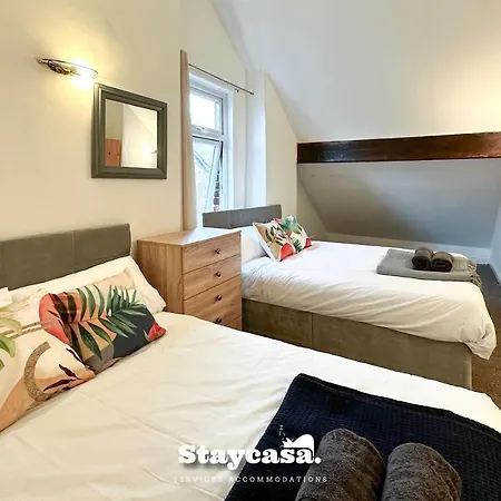 Hotel Homely 4-bedroom House