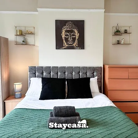Homely 4-bedroom House 3*
