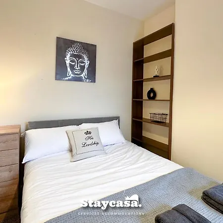 Hotel Homely 4-bedroom House