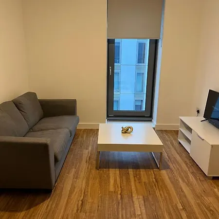 1 Bed Apartment Sleeps 2 - Wifi & Tv Апартаменты Манчестер
