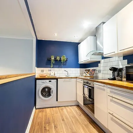 Modern 2 Bedroom With Free Parking Manchester