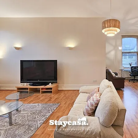 Nyaraló Carlton Co-living - Private Self-cater *