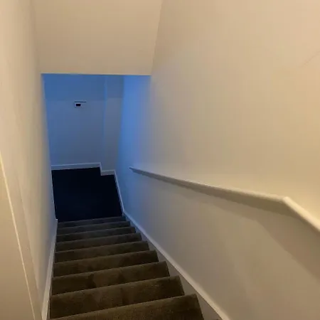 Stan Luxury * Manchester