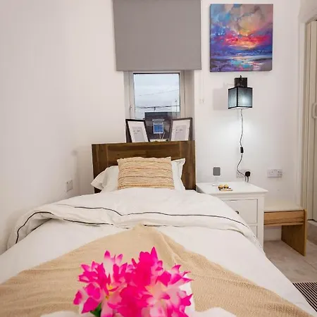 Airstaybnb *