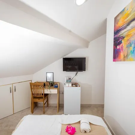 Airstaybnb *