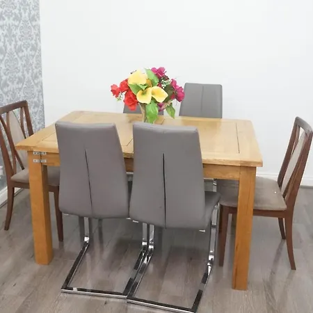 Cheadle House Holidays *