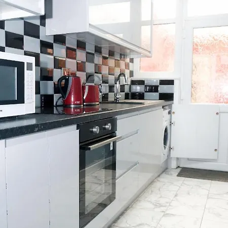 Holiday home Cheadle House Holidays
