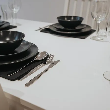 Stylish 4bd - Coop Live - Etihad - Parking - Ev 度假居