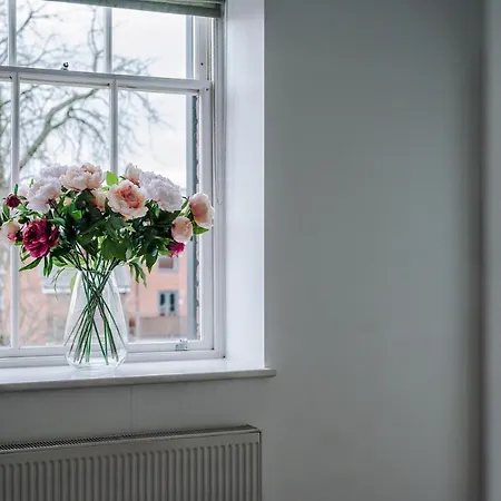 Pass The Keys Luxury 2 Bed In Leafy West Didsbury Apartment Manchester