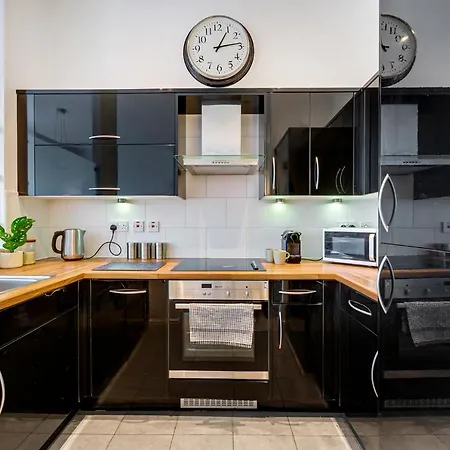 Pass The Keys Luxury 2 Bed In Leafy West Didsbury * 맨체스터