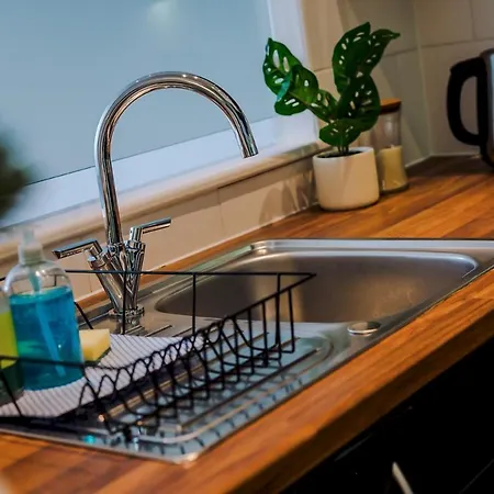 Pass The Keys Luxury 2 Bed In Leafy West Didsbury