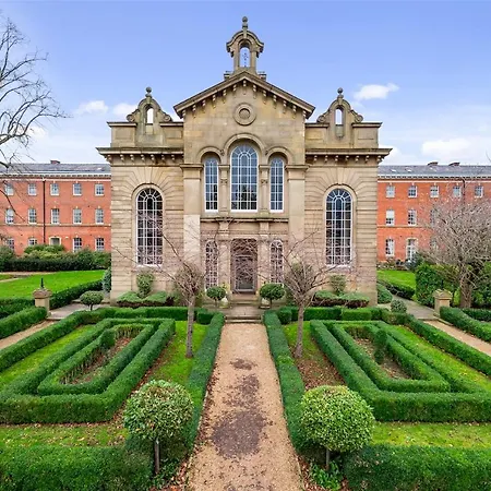 Pass The Keys Luxury 2 Bed In Leafy West Didsbury