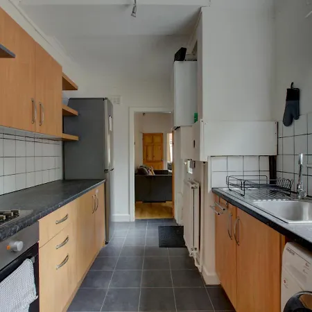فندق Pass The Keys Colourful Sleeps 6 مانشستر