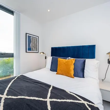 Apartment Stunning Brand New 3 Bed By Valore Services *