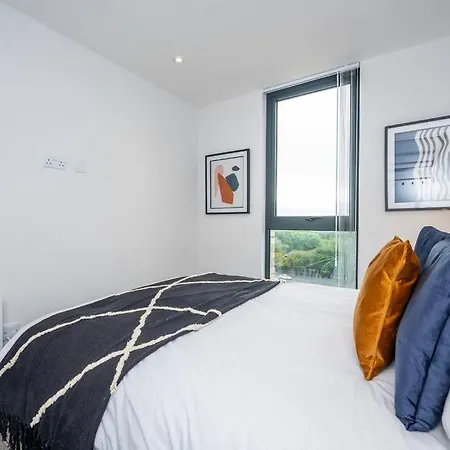 Apartment Stunning Brand New 3 Bed By Valore Services *