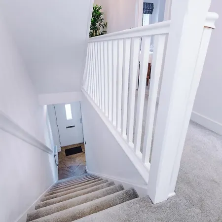 4 Bedroom Townhouse In - By Hilltop Serviced Holiday home