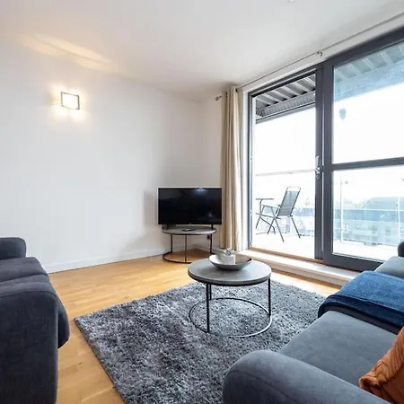 Duplex City Aprtmt Sleeps 4+car Manchester