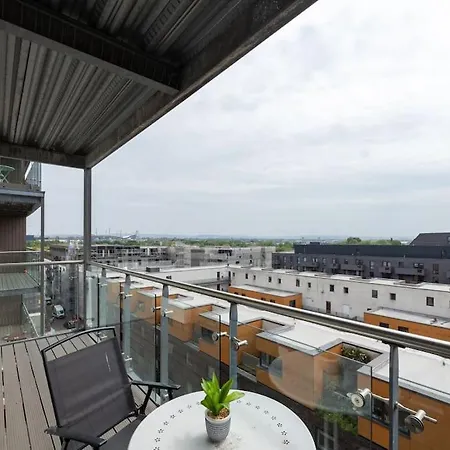 Apartment Duplex City Aprtmt Sleeps 4+car Manchester