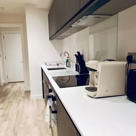 Lovely And Spacious One Bed Available * Manchester