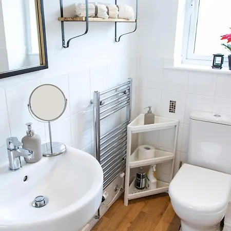 Ferienhaus Cozy Townhouse In The Heart Of Greater