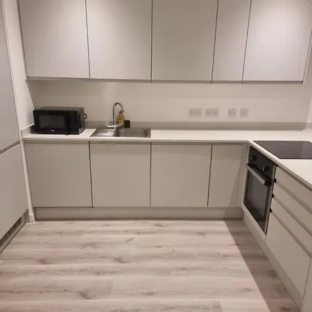 Flat In Stretford * Manchester