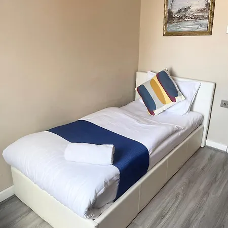 Park Crescent בית הארחה מנצ'סטר