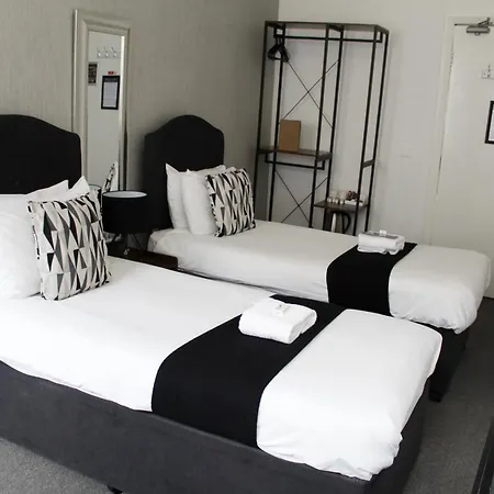 Mitre Centre Отель 3*