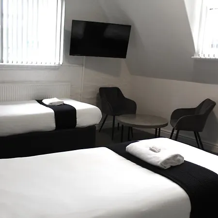 Mitre Centre Hotel