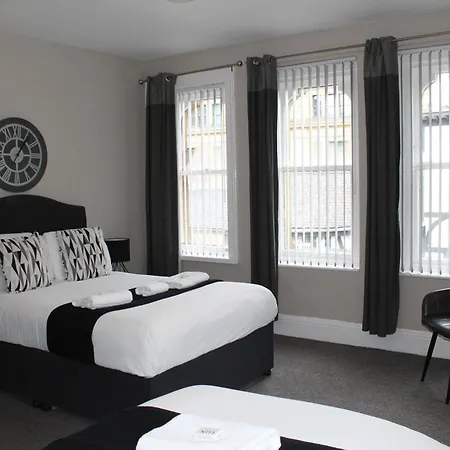 Mitre Centre 3* Manchester