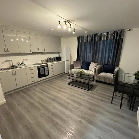 Modern Smart 2 Bedroom * Manchester