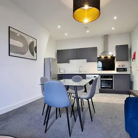 Apartamento Free Parking - Modern 2-br Flat Close To Salford Royal