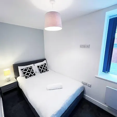 Free Parking - Stunning 2-br Near Salford Royal * Mánchester