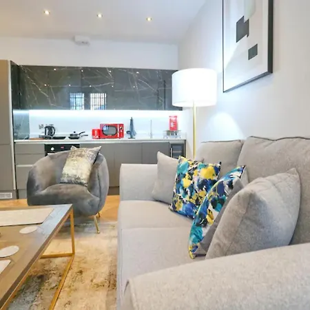 Heart Of Modern - Pass The Keys Appartement