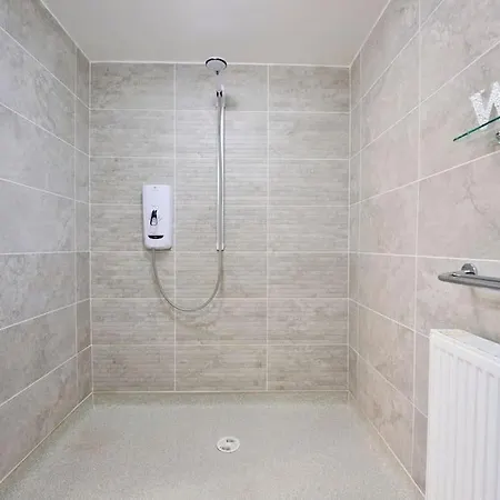 Bespoke Salford Quays - Garden, Wifi And Parking マンチェスター