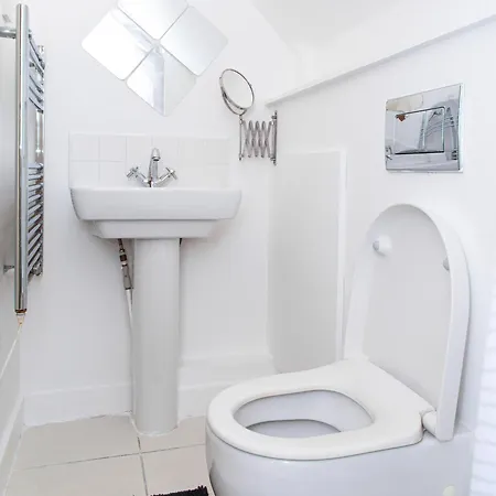 Luxury 3 King Bed Quayside