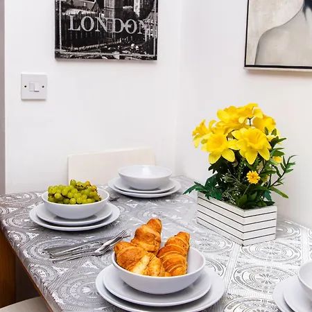 Luxury 3 King Bed Quayside شقة
