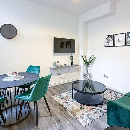 Ashfield Co-living - Private Self-cater 3*