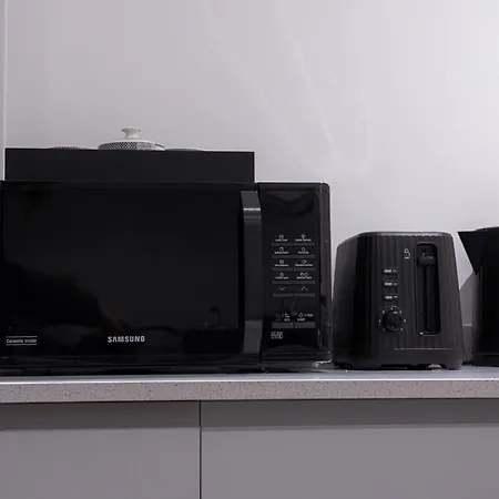 Luxury Mcr 2bed,2bath Apartment- Location! شقة مانشستر